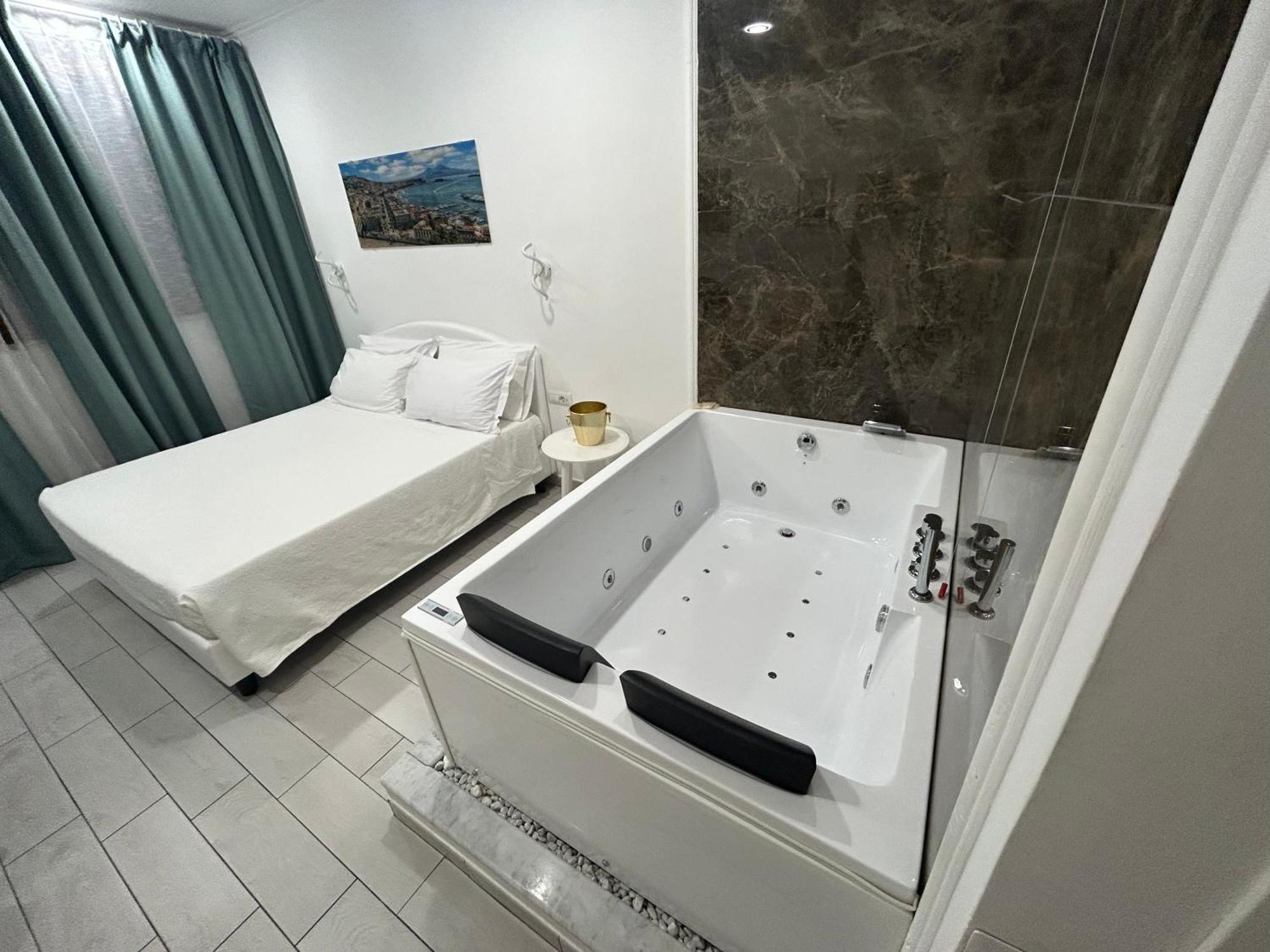 Mergellina Amore E Fantasia Napoli Ngoại thất bức ảnh